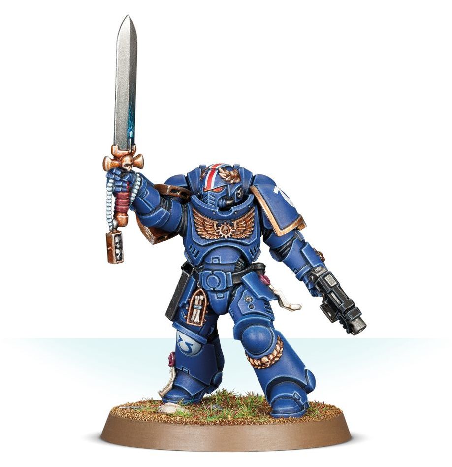 48-84_SMPrimarisLieutenantPowerSword01